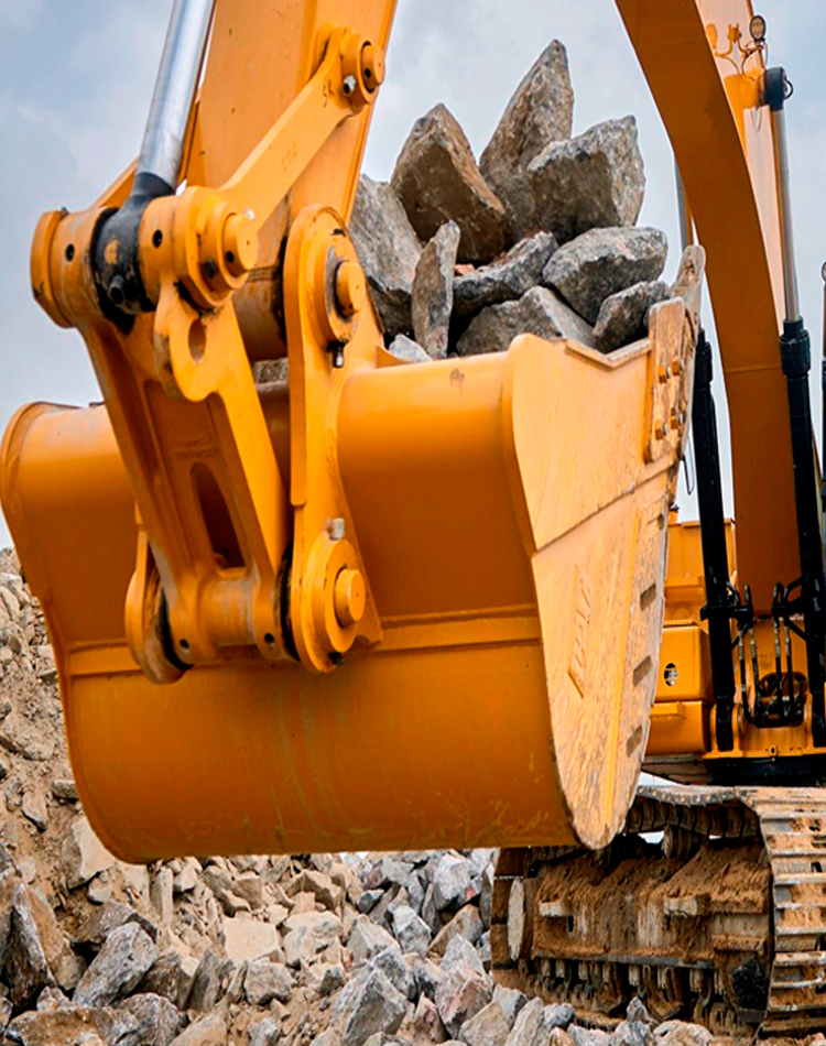 Projetos em Caldeiraria e Usinagem